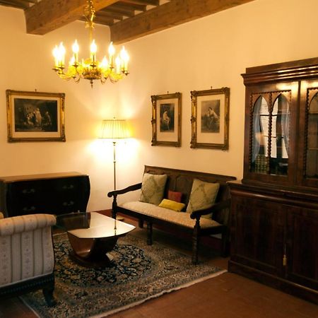 圣吉米纳诺Palazzo Benucci住宿加早餐旅馆 外观 照片
